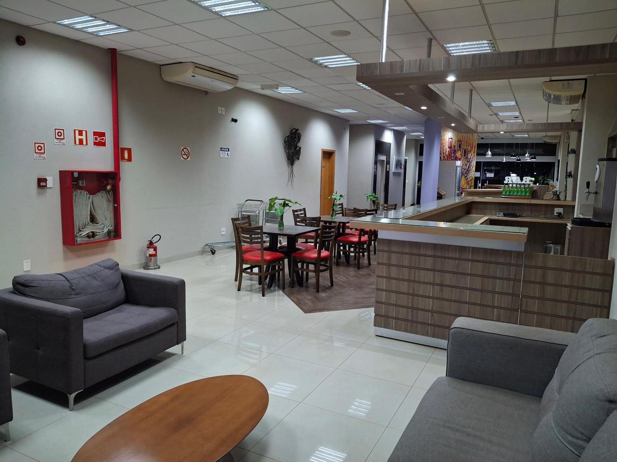 Onix Inn Hotel Cravinhos Kültér fotó