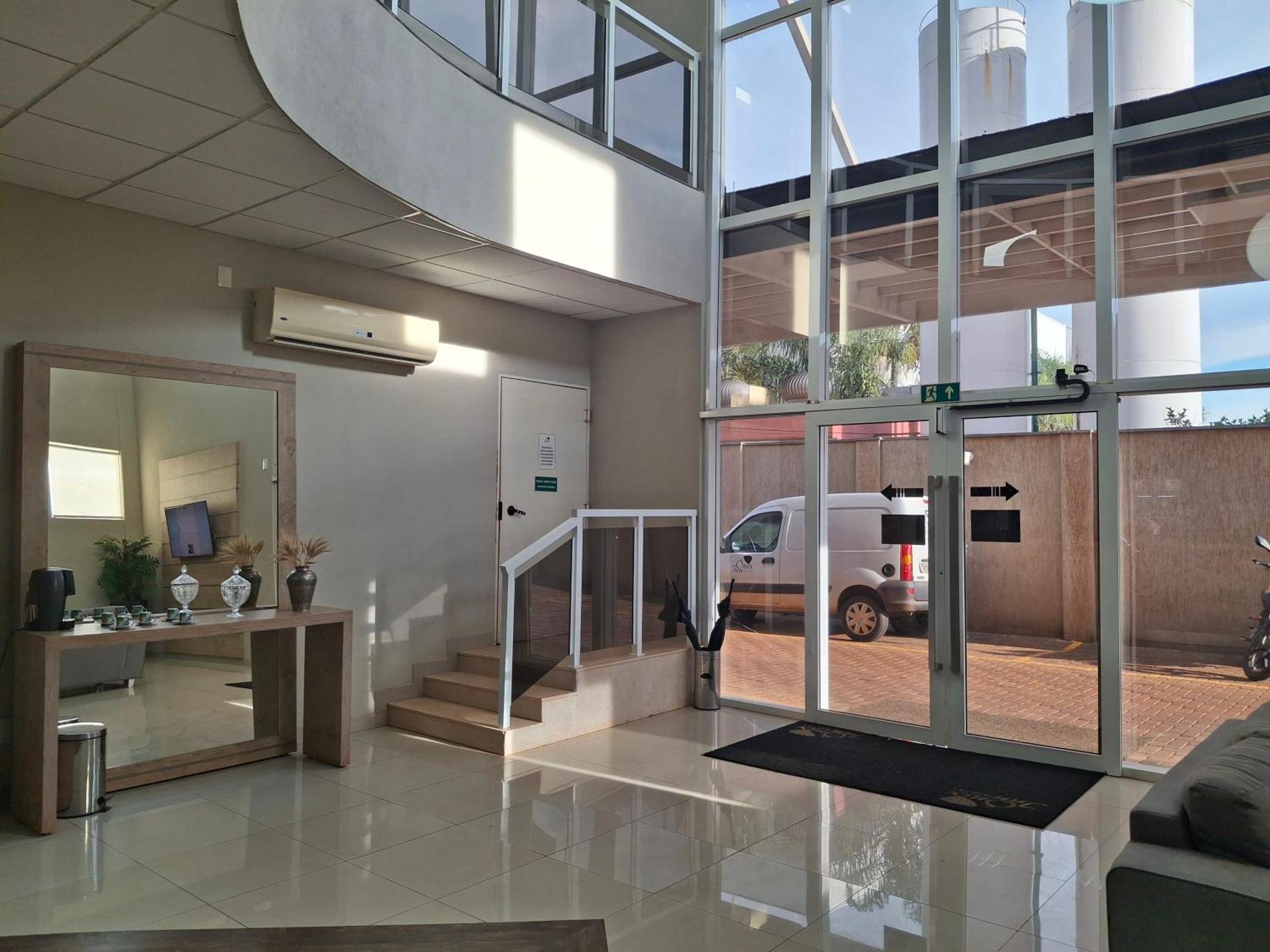 Onix Inn Hotel Cravinhos Kültér fotó