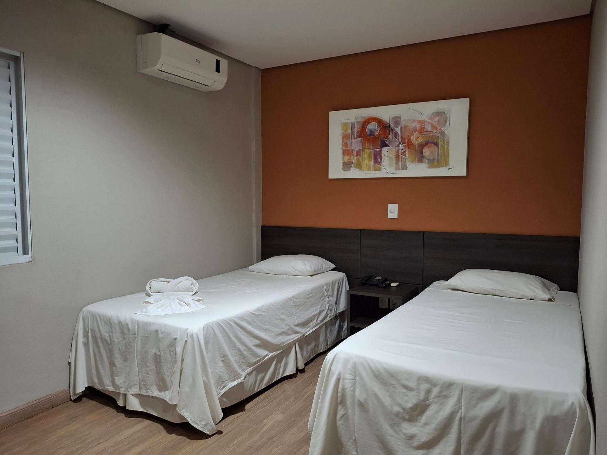 Onix Inn Hotel Cravinhos Kültér fotó